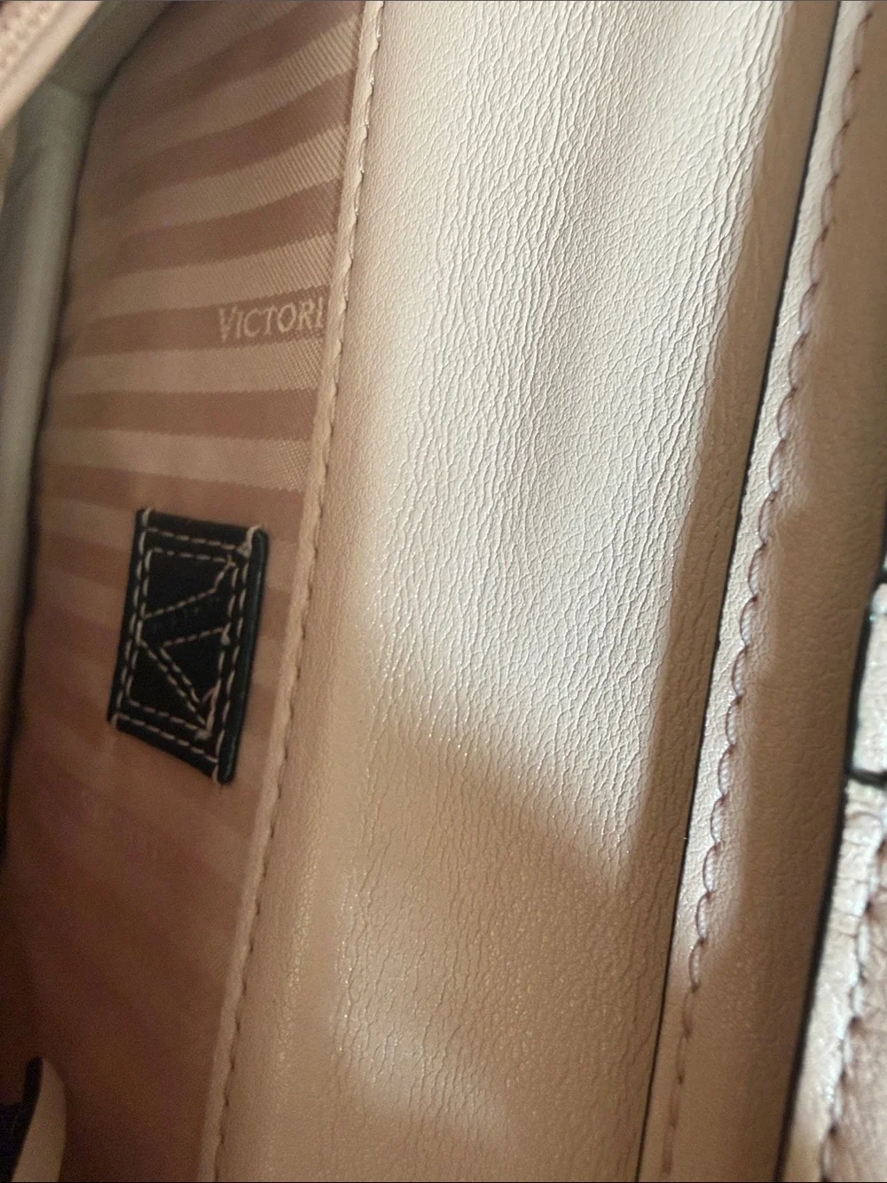 Victoria’s Secret Black Quilted Wristlet Wallet with Gold Accents. 7”x4.5”x1”
